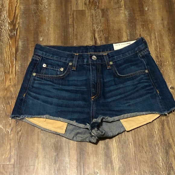 Rag & Bone Mila Shorts Women's 26 Mid Rise Summer in Doheny Wash Denim - Picture 1 of 5